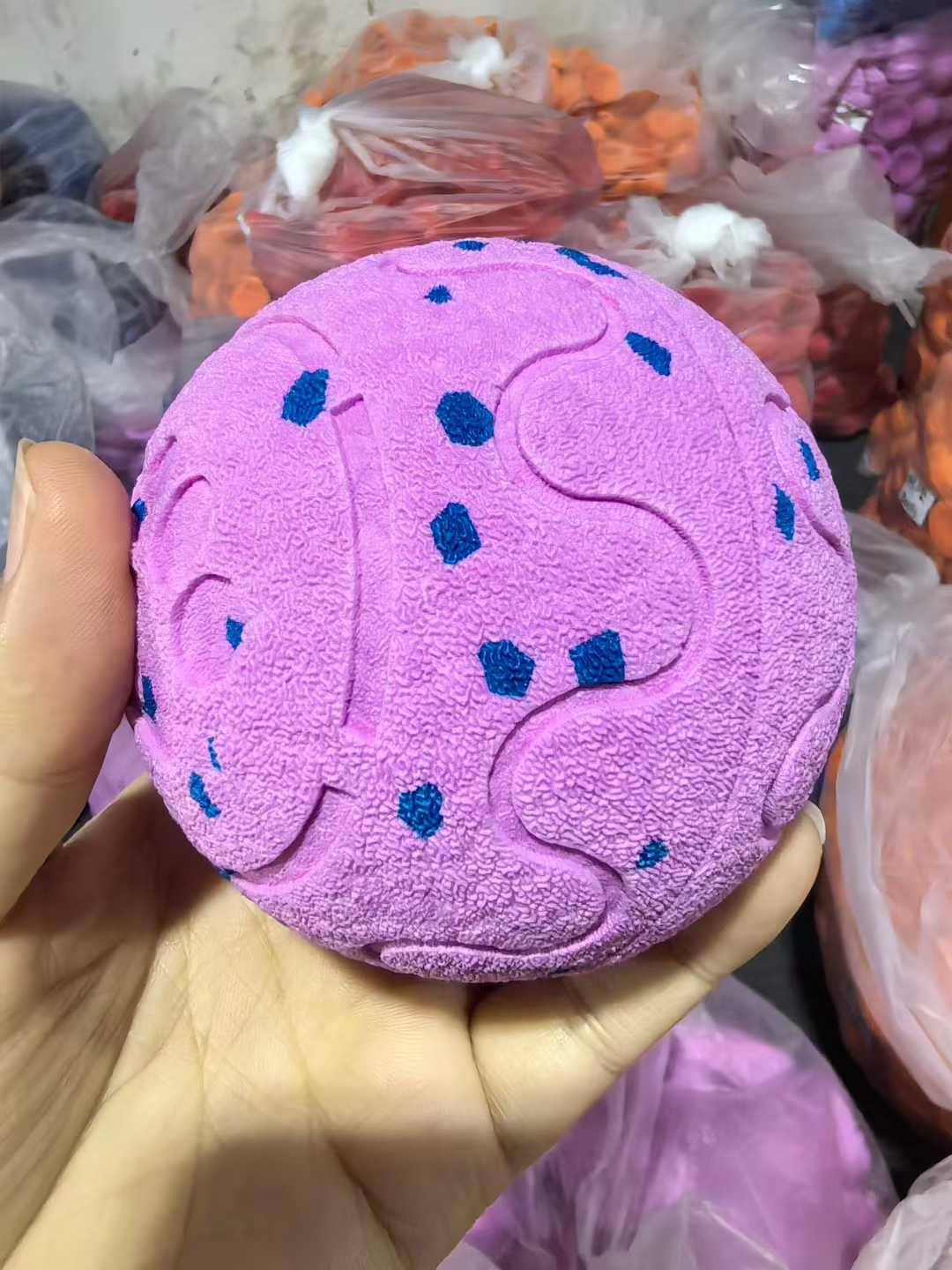 寵物品牌怎么選品？ETPU寵物玩具定制是個(gè)好方向